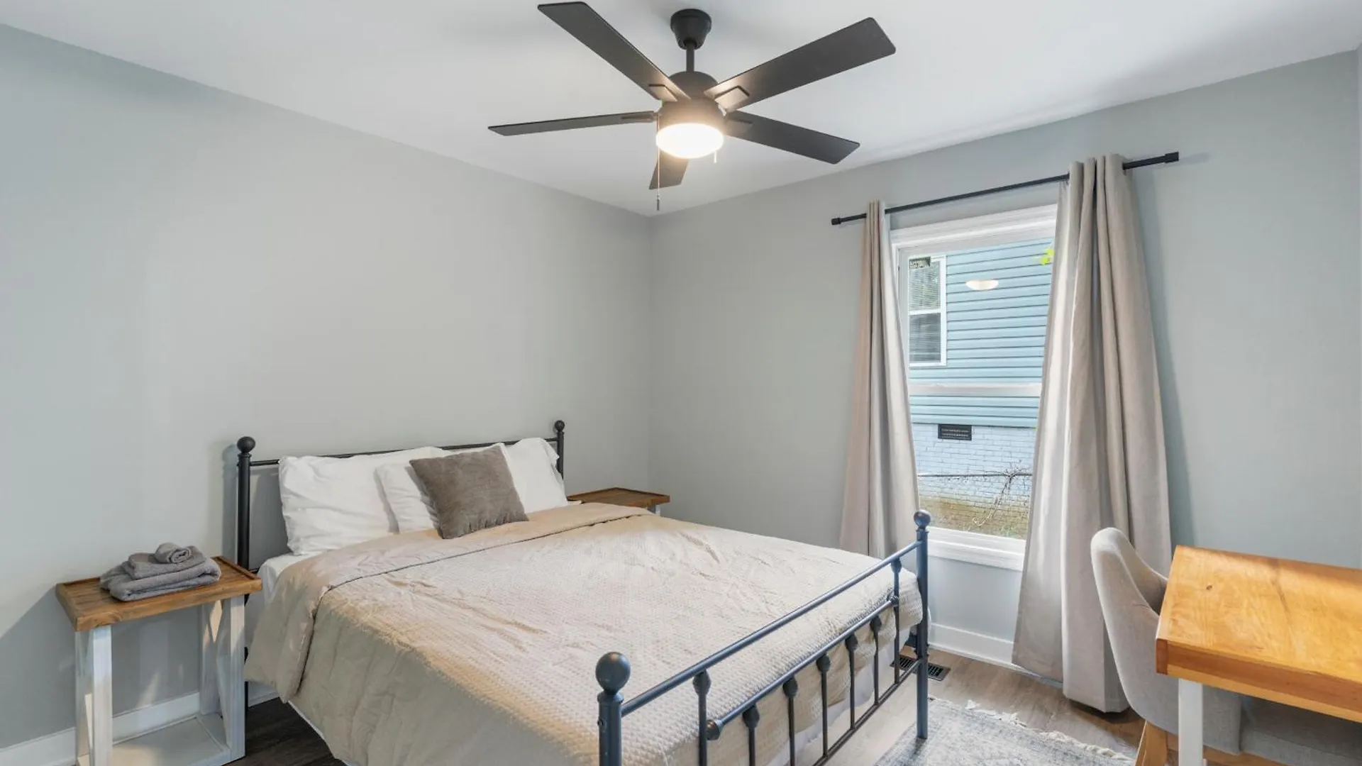 Comfortable 4 Bedroom House Minutes From Uptown שרלוט 0*,
