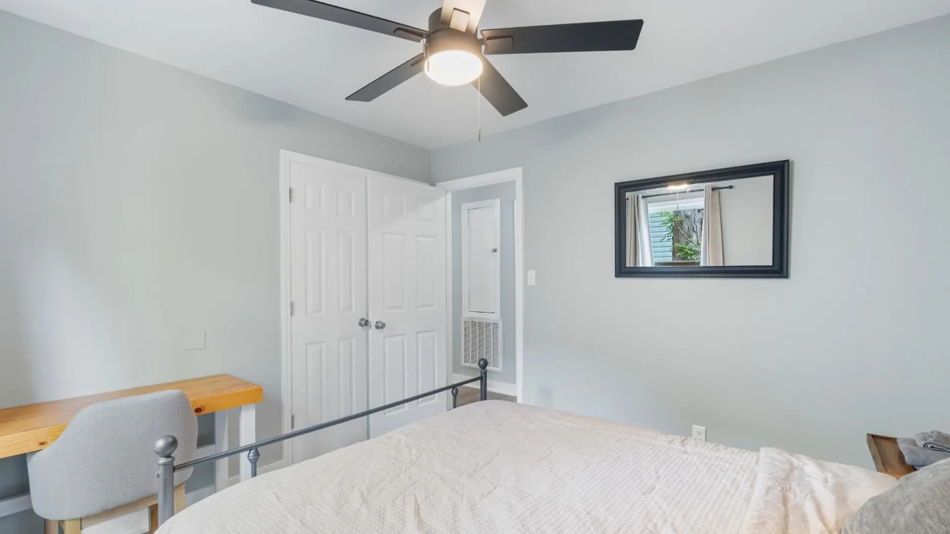 Comfortable 4 Bedroom House Minutes From Uptown שרלוט